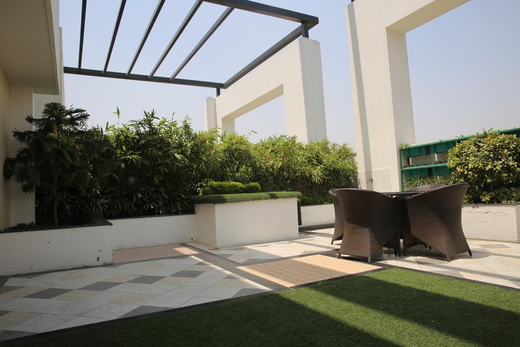 Ramada By Wyndham Ghaziabad Vasundhara Hotell Eksteriør bilde