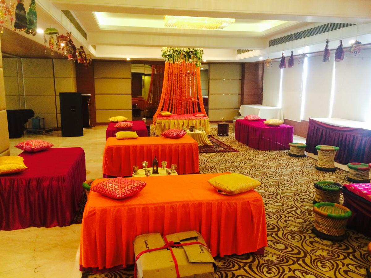 Ramada By Wyndham Ghaziabad Vasundhara Hotell Eksteriør bilde