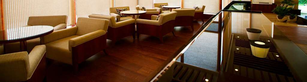 Ramada By Wyndham Ghaziabad Vasundhara Hotell Restaurant bilde